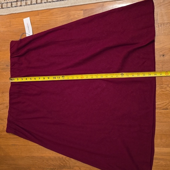 LIZ CLAIBORNE BRAND WOMEN'S PLUS SIZE BURGUNDY SKIRT SIZE XXL - Picture 8 of 12